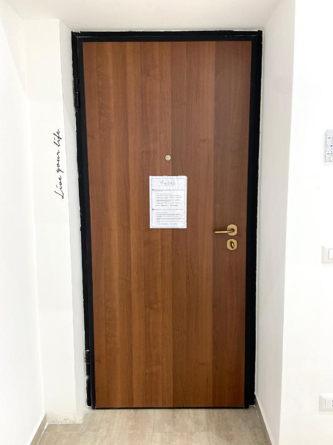 نابولي Airys B&B - Holiday House المظهر الخارجي الصورة